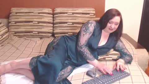 Louise Love online show from December 10, 2024, 12:38 pm