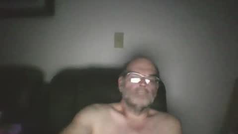 Snapshot of louism13 chatting on March 18, 2026, 2:15 am louism13 online show from March 18, 2026, 2:15 am