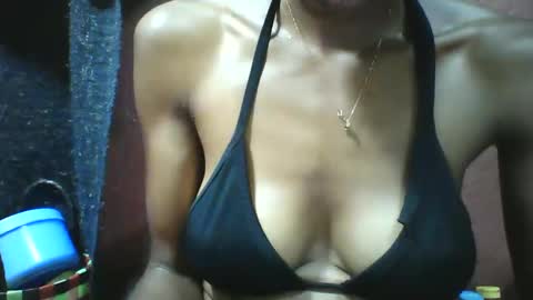 Snapshot of lovaelisa chatting on February 25, 2026, 6:01 am lovaelisa online show from February 25, 2026, 6:01 am