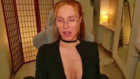 love_call online show from November 25, 2025, 5:18 am