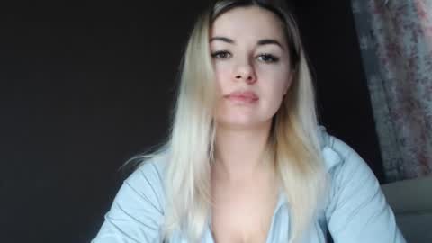 Snapshot of love_dom_meg chatting on February 13, 2026, 9:27 am Megane online show from February 13, 2026, 9:27 am