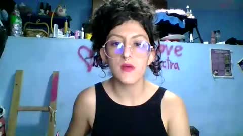 Snapshot of love_electra chatting on November 4, 2025, 11:15 pm love_electra online show from November 4, 2025, 11:15 pm