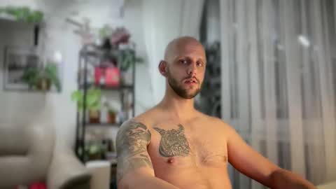 Snapshot of love_kinky_fetishes chatting on April 5, 2026, 6:16 pm love_kinky_fetishes online show from April 5, 2026, 6:16 pm