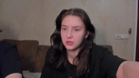 Snapshot of love_lina_muuur chatting on February 18, 2026, 8:05 pm LINA online show from February 18, 2026, 8:05 pm