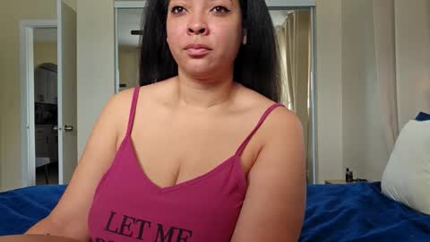 Raquel Love online show from September 17, 2025, 4:41 pm