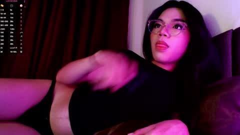 Seren online show from October 11, 2025, 10:14 am