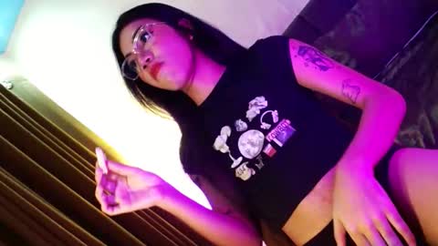 Seren online show from October 25, 2025, 12:02 pm