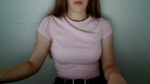Snapshot of love_vivian chatting on July 14, 2026, 11:05 am Vivian online show from July 14, 2026, 11:05 am