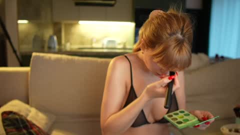 love you to123 online show from November 12, 2025, 5:52 am