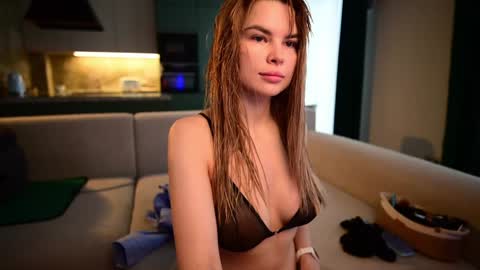 Snapshot of love_you_to123 chatting on February 13, 2026, 6:09 am love you to123 online show from February 13, 2026, 6:09 am