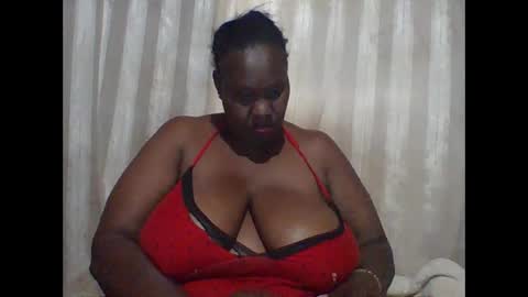 Snapshot of lovebigmelon chatting on February 25, 2025, 5:52 am Lynn online show from February 25, 2025, 5:52 am