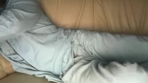 lovecoquin online show from October 15, 2025, 8:20 pm