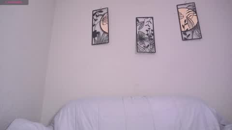 katalina   online show from March 29, 2026, 5:07 am