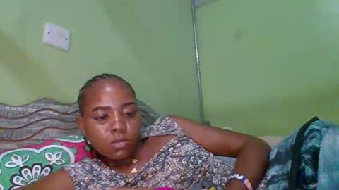 lovegal335 online show from December 14, 2025, 3:50 pm