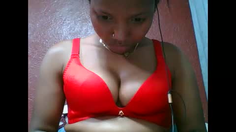 Snapshot of loveinlife750427 chatting on September 20, 2025, 6:53 pm loveinlife750427 online show from September 20, 2025, 6:53 pm