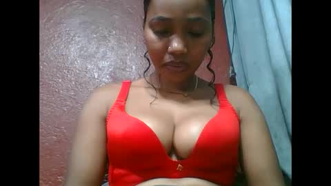 Snapshot of loveinlife750427 chatting on September 25, 2025, 6:17 am loveinlife750427 online show from September 25, 2025, 6:17 am