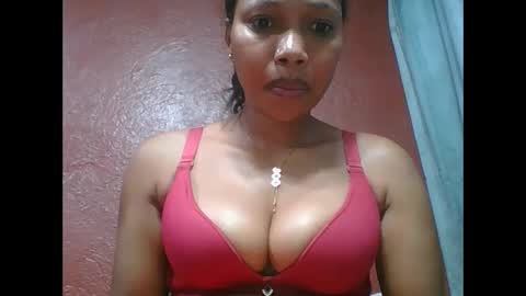 Snapshot of loveinlife750427 chatting on October 2, 2025, 5:31 pm loveinlife750427 online show from October 2, 2025, 5:31 pm