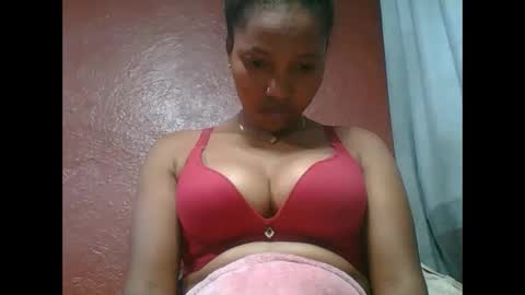 loveinlife750427 online show from November 19, 2025, 10:26 am