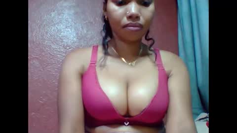 loveinlife750427 online show from November 30, 2025, 3:32 am