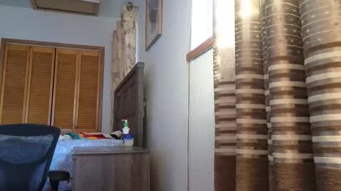 Amber online show from December 1, 2025, 12:04 am