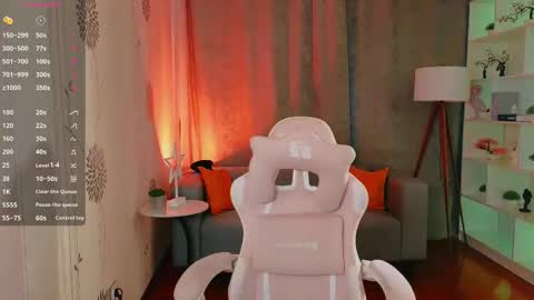 Laura online show from February 1, 2026, 11:20 am