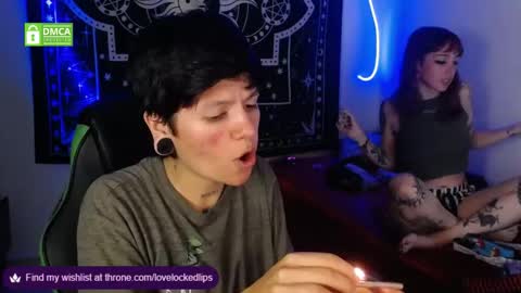 Alex  Violet online show from September 14, 2025, 4:33 am