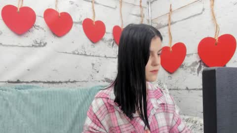 lovely__audrey online show from November 23, 2025, 8:03 am