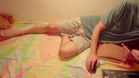 Lovely Person online show from February 4, 2026, 6:52 am