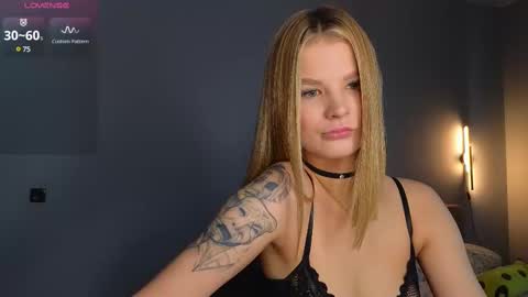 Jenny online show from February 21, 2025, 2:28 am