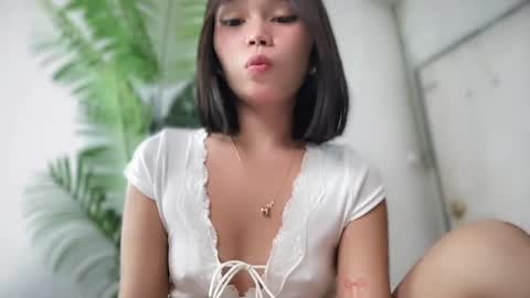 lovely_cittie18 online show from April 9, 2026, 6:19 am