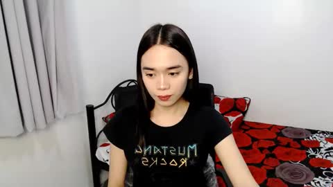 Snapshot of lovely_davis chatting on January 27, 2025, 7:45 am Erica online show from January 27, 2025, 7:45 am