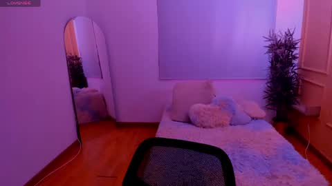 Emma online show from June 2, 2026, 1:02 pm