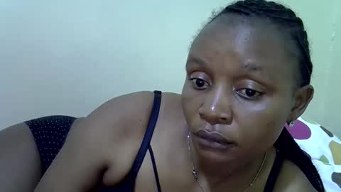 Snapshot of lovely_gee chatting on April 18, 2026, 1:53 am sexylover online show from April 18, 2026, 1:53 am