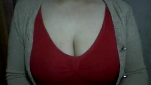 Snapshot of lovely_sweet_girl chatting on February 1, 2025, 11:27 pm katrina follow me guys online show from February 1, 2025, 11:27 pm