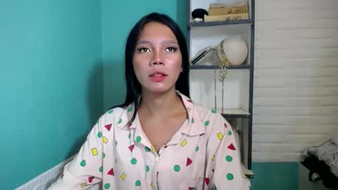 Snapshot of lovely_thea_xoxo chatting on February 9, 2026, 10:19 am Thea online show from February 9, 2026, 10:19 am