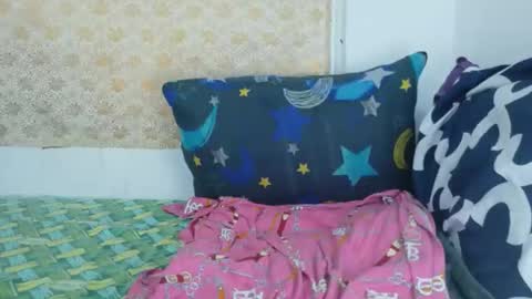 lovelyasian_babe online show from September 11, 2025, 6:30 pm