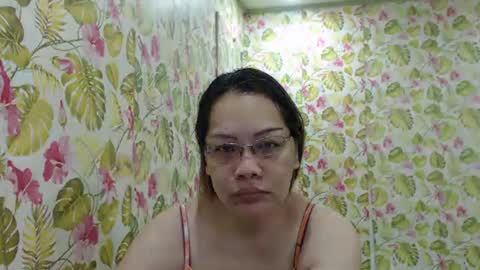 Snapshot of lovelyasiancutie chatting on November 3, 2025, 8:32 pm lovelyasiancutie online show from November 3, 2025, 8:32 pm