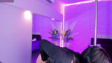 Lovely online show from September 9, 2025, 5:34 pm