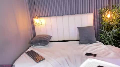 Snapshot of lovelyeyesx chatting on January 16, 2026, 5:06 pm Lovely online show from January 16, 2026, 5:06 pm