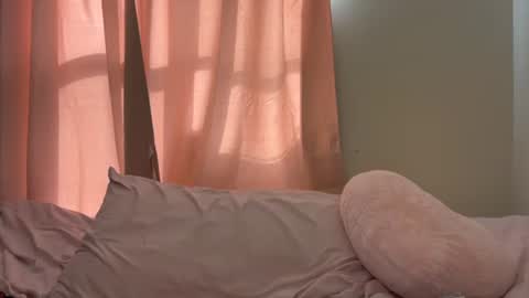 lovelykatiebabe online show from September 23, 2025, 1:36 pm