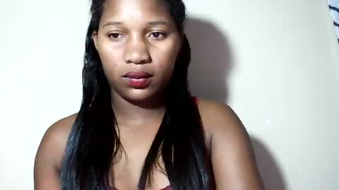lovelylarra online show from July 1, 2026, 6:40 pm