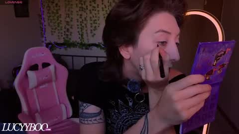 Snapshot of lovelylittlelucyy chatting on May 31, 2026, 9:49 pm lovelylittlelucyy online show from May 31, 2026, 9:49 pm