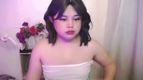 Snapshot of lovelypinaychubsx chatting on May 24, 2026, 5:51 pm lovely online show from May 24, 2026, 5:51 pm