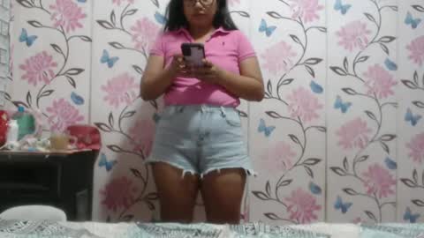Snapshot of lovelyquey chatting on December 4, 2024, 7:12 pm Angelquey online show from December 4, 2024, 7:12 pm