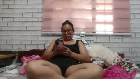 Snapshot of lovelyquey chatting on January 8, 2025, 3:51 am Angelquey online show from January 8, 2025, 3:51 am