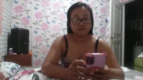 Snapshot of lovelyquey chatting on January 17, 2025, 2:08 am Angelquey online show from January 17, 2025, 2:08 am