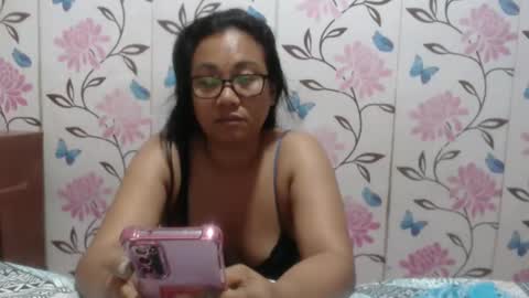 Snapshot of lovelyquey chatting on January 18, 2025, 8:40 pm Angelquey online show from January 18, 2025, 8:40 pm