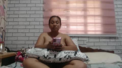 Snapshot of lovelyquey chatting on January 21, 2025, 3:26 am Angelquey online show from January 21, 2025, 3:26 am