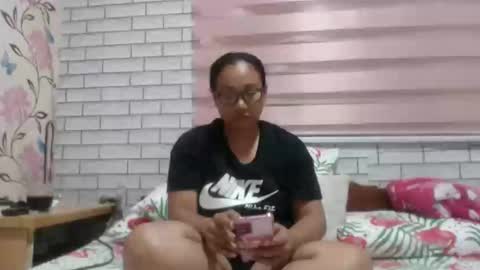 Snapshot of lovelyquey chatting on February 21, 2025, 8:27 pm Angelquey online show from February 21, 2025, 8:27 pm