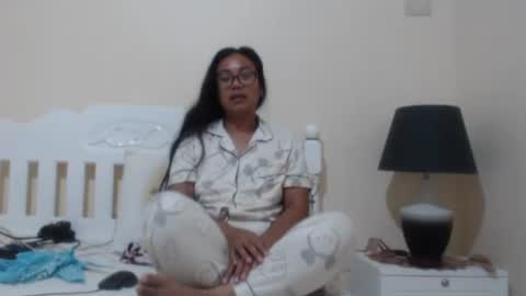 Snapshot of lovelyquey chatting on October 19, 2025, 7:25 pm Angelquey online show from October 19, 2025, 7:25 pm